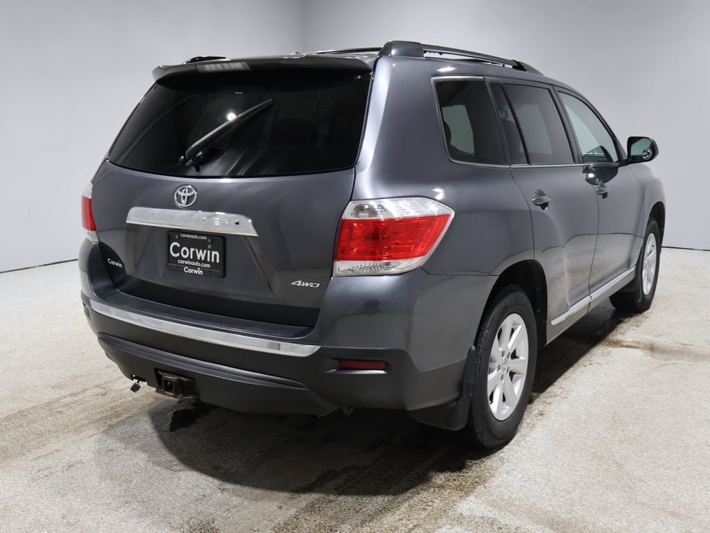 Used 2012 Toyota Highlander 4WD image 2