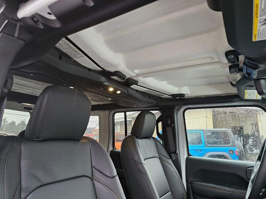 New 2025 Jeep Wrangler Sahara image 12