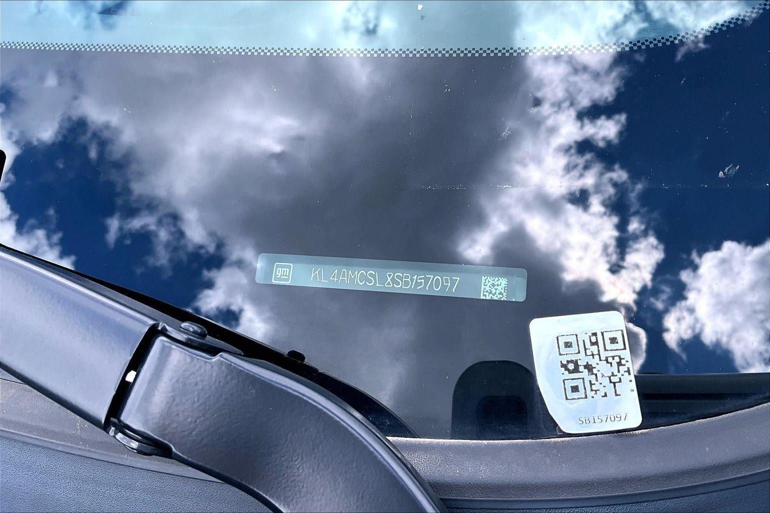 Used 2025 Buick Encore GX Preferred AWD/4WD image 19