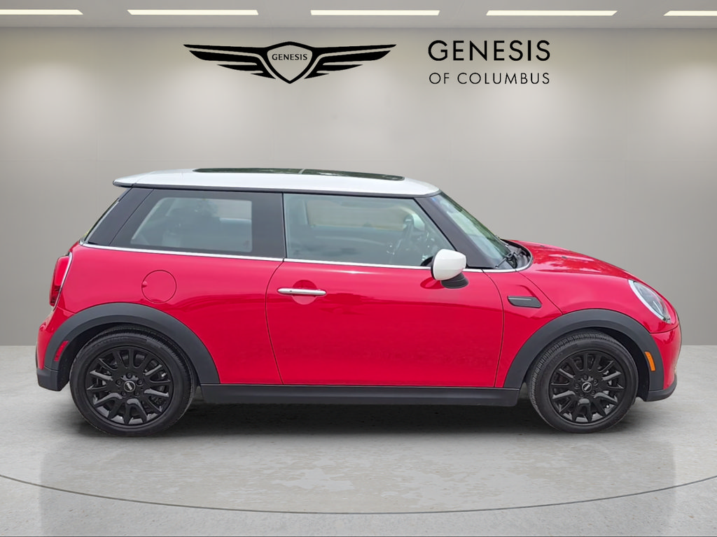 Used 2024 MINI Cooper 2-Door Hardtop FWD image 6