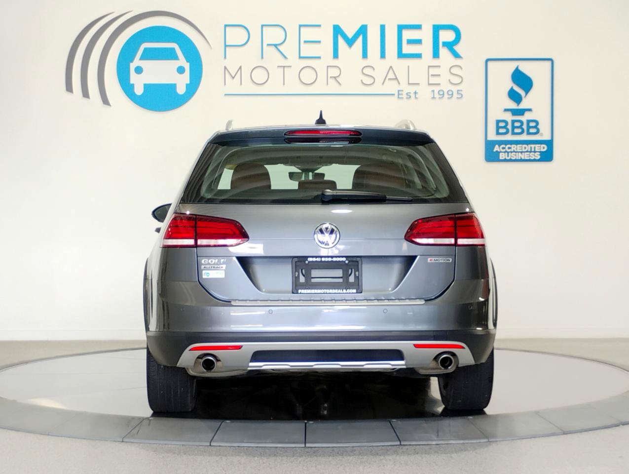 Used 2019 Volkswagen Golf Alltrack SE AWD/4WD image 4