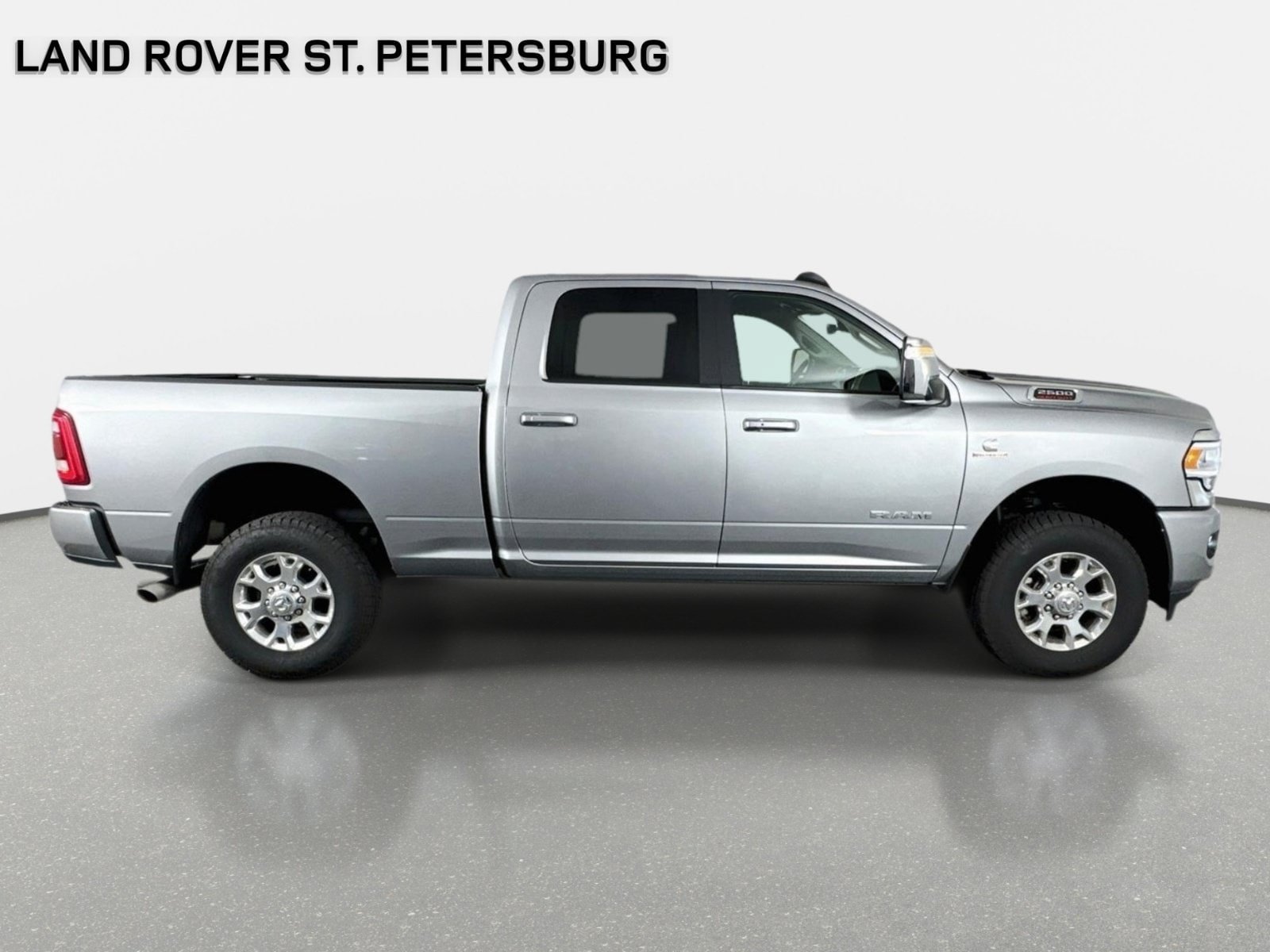 Used 2024 RAM 2500 Laramie w/ Safety Group AWD/4WD image 4