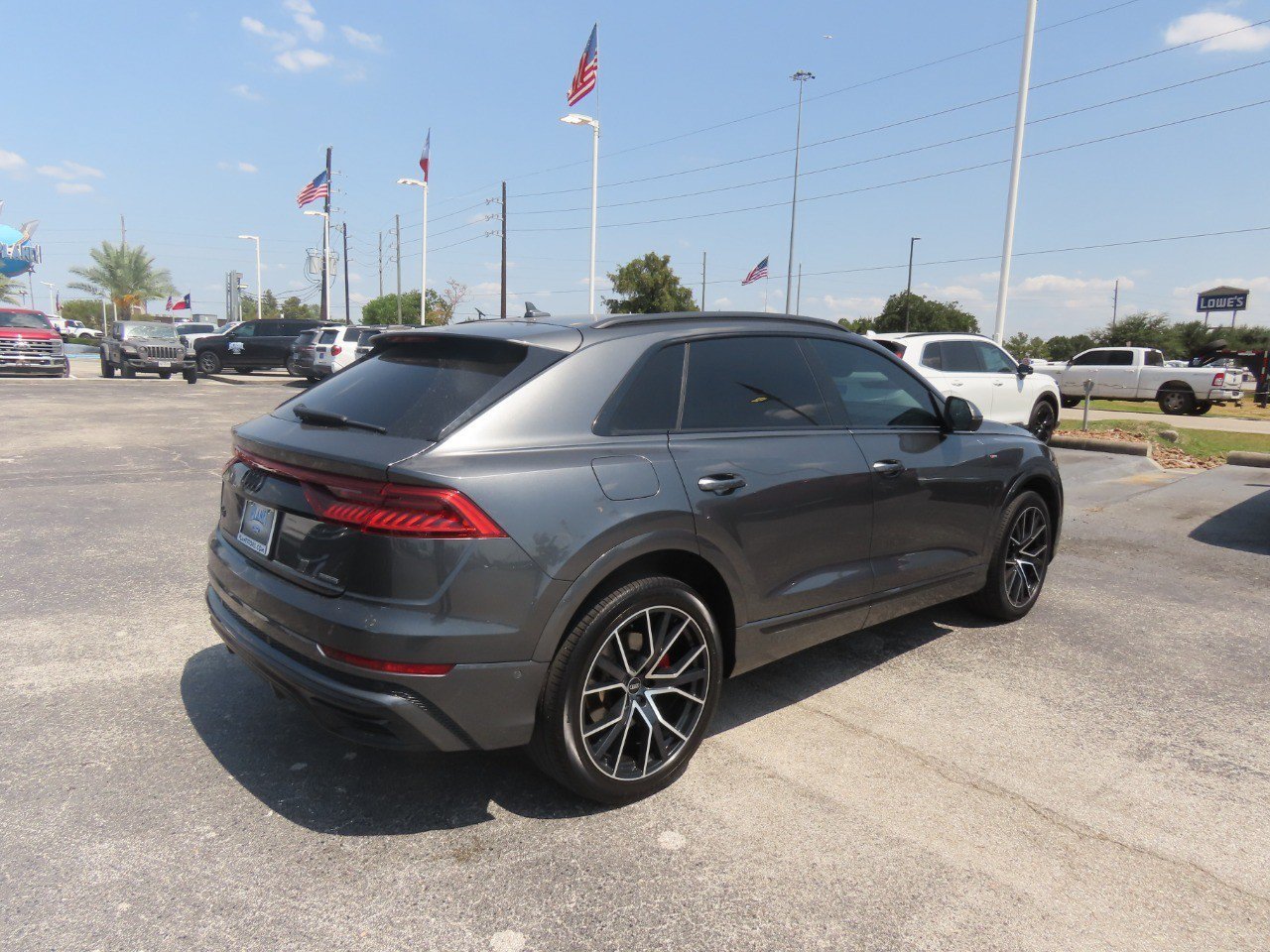 Used 2021 Audi Q8 Premium Plus AWD/4WD image 11