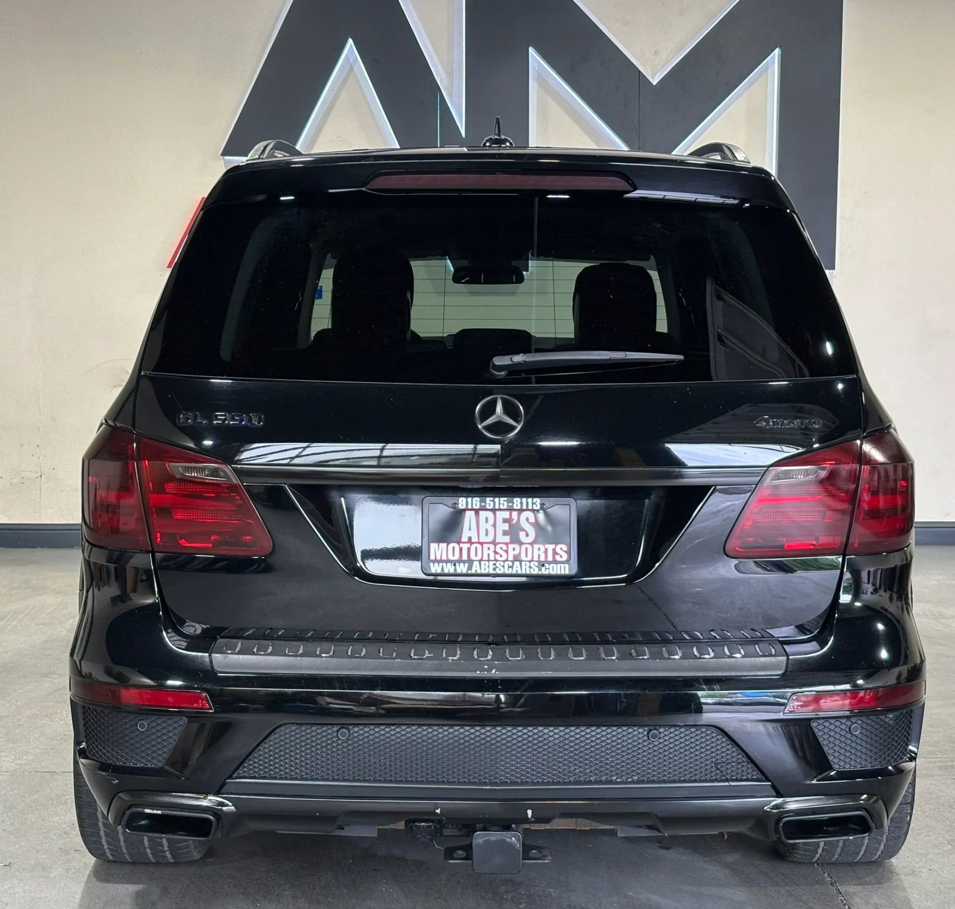 Used 2015 Mercedes-Benz GL 550 4MATIC image 6