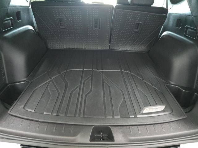 Used 2025 Chevrolet Blazer RS w/ Driver Confidence II Package image 8