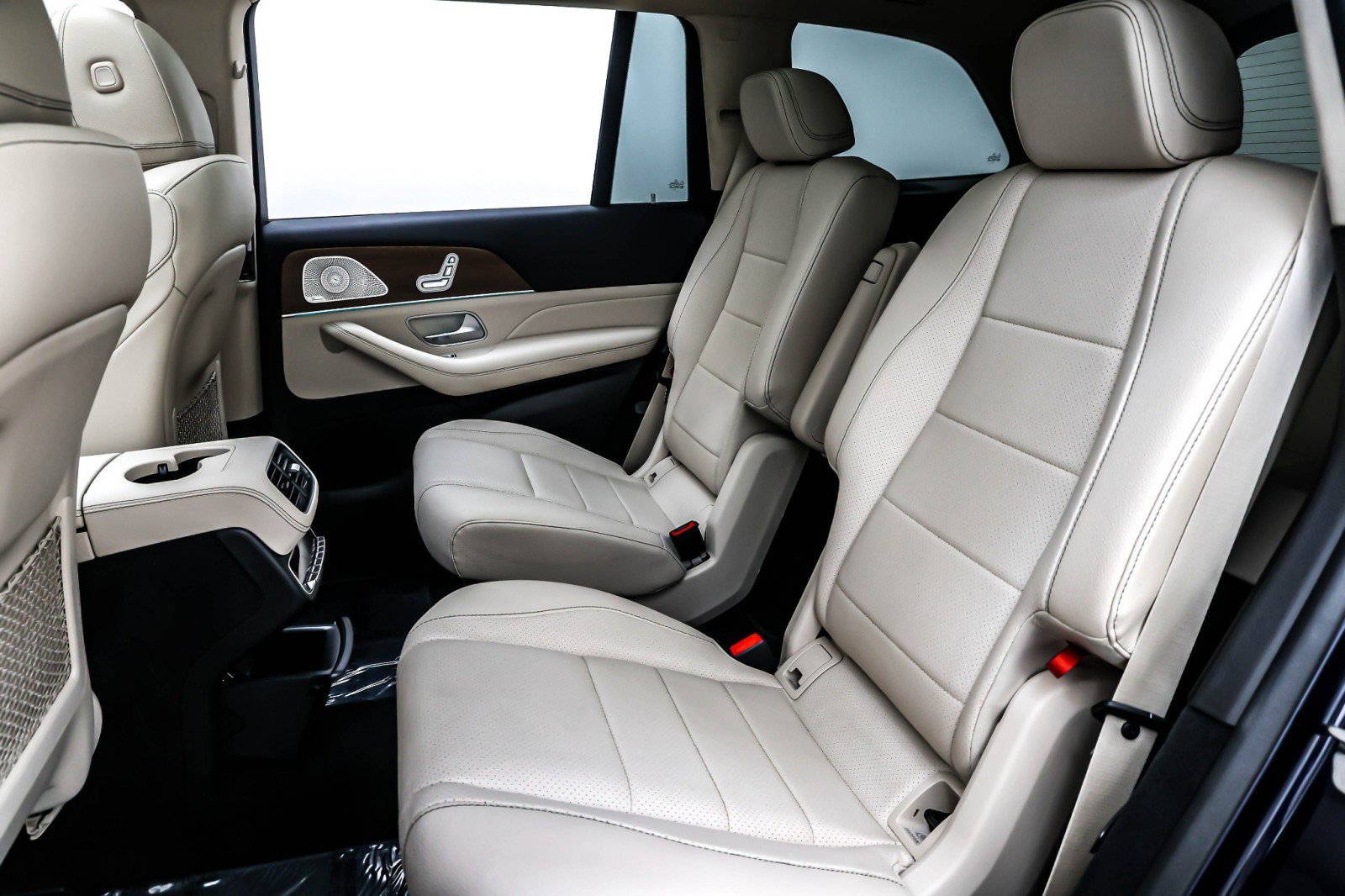 Used 2022 Mercedes-Benz GLS 450 4MATIC image 7