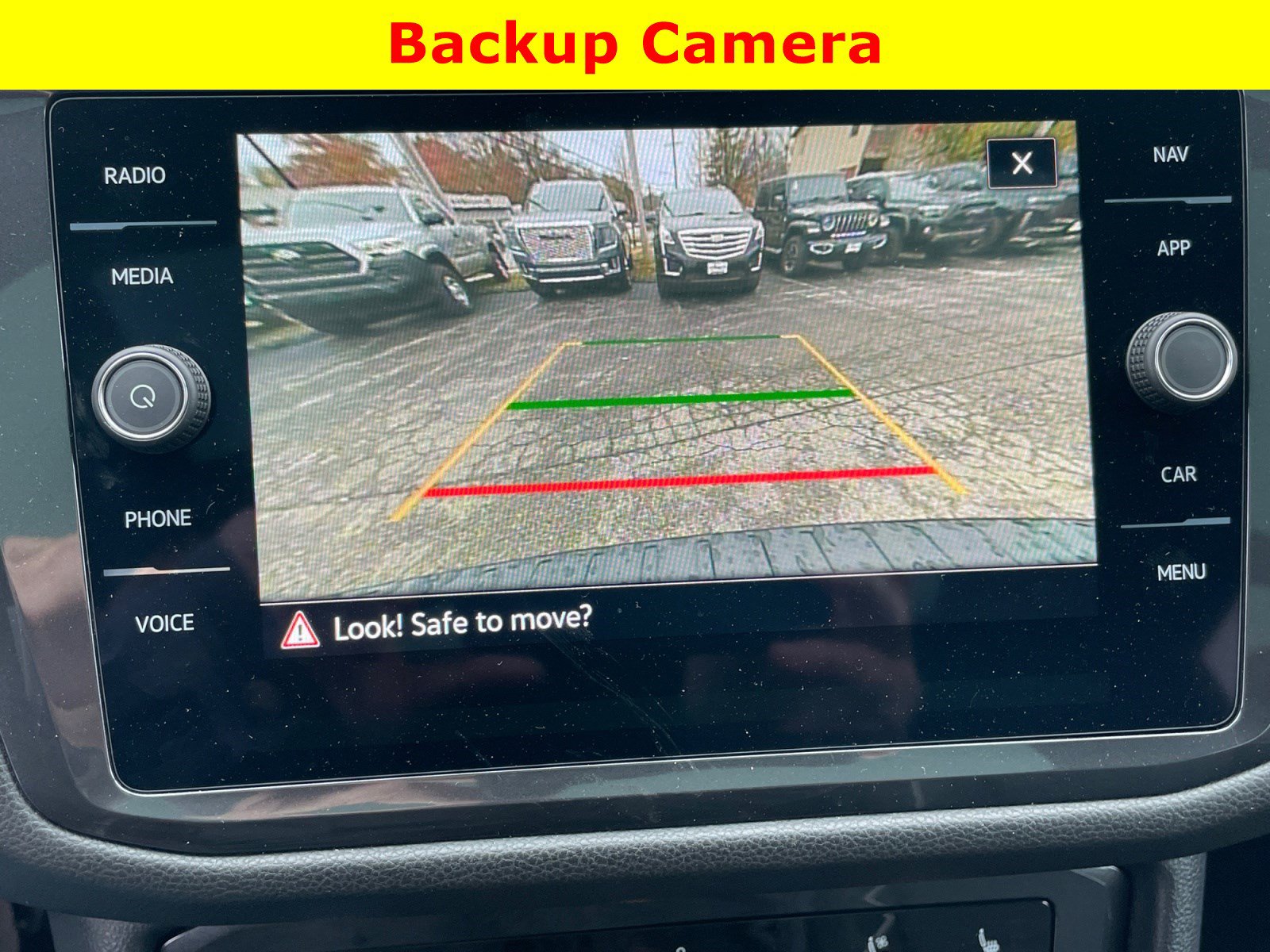 Used 2024 Volkswagen Tiguan SEL R-Line AWD/4WD image 18
