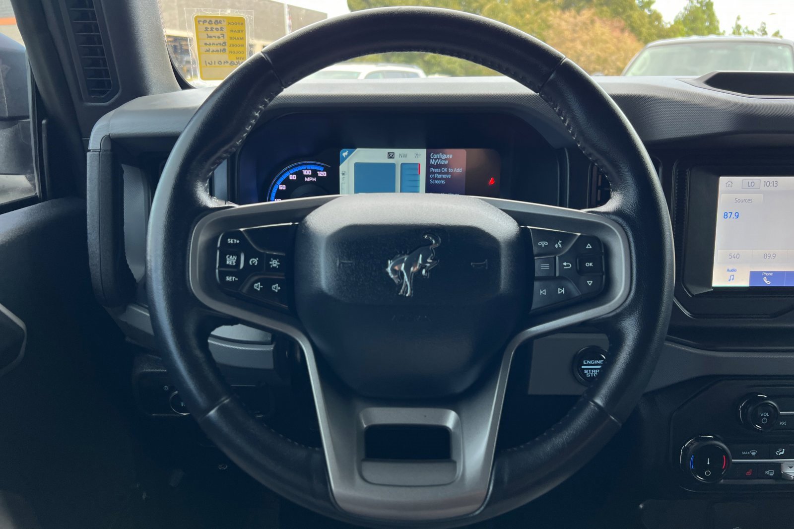 Certified 2022 Ford Bronco Black Diamond image 24