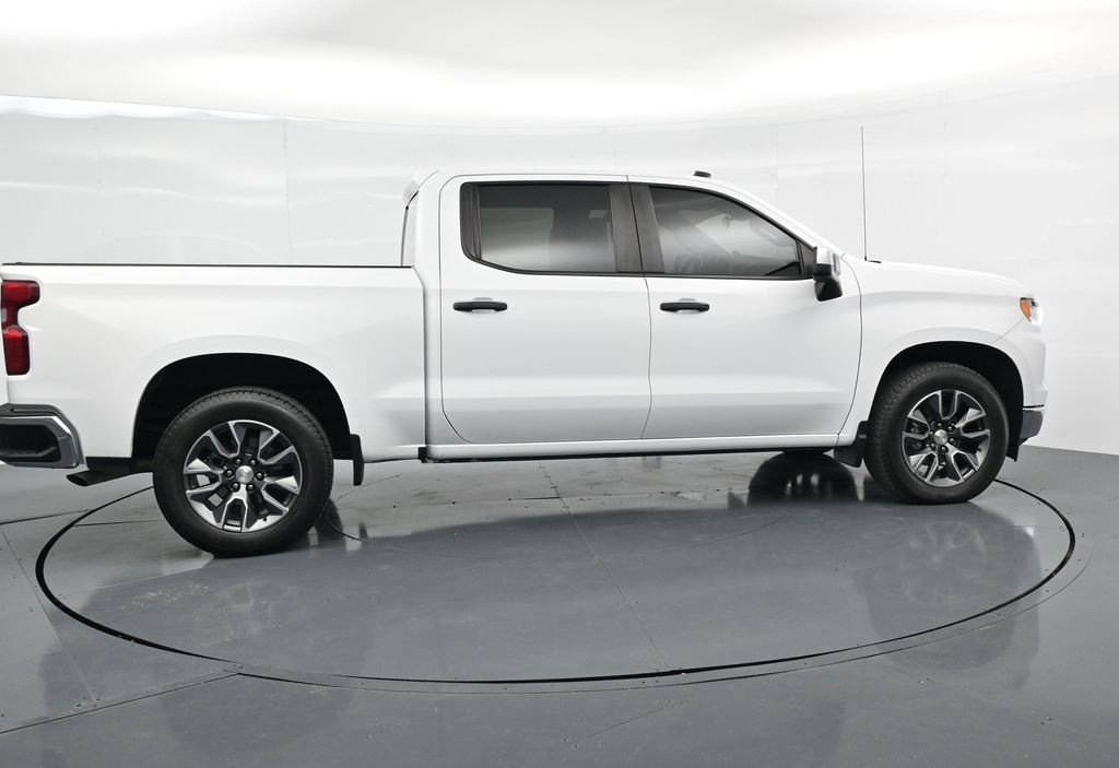 Used 2024 Chevrolet Silverado 1500 LT RWD image 8