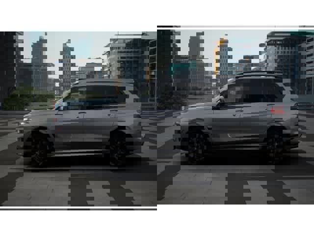 New 2026 BMW X7 xDrive40i w/ Executive Package image 4