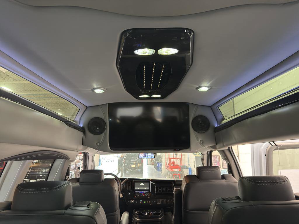 New 2025 Chevrolet Express 2500 image 25