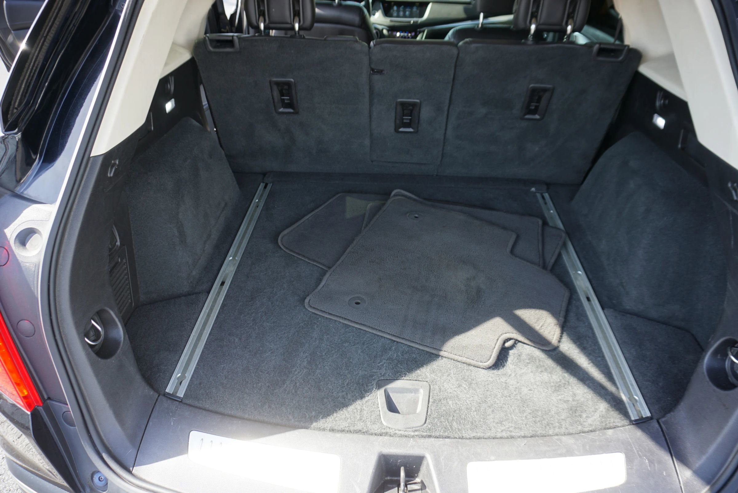 Used 2019 Cadillac XT5 Luxury FWD image 16