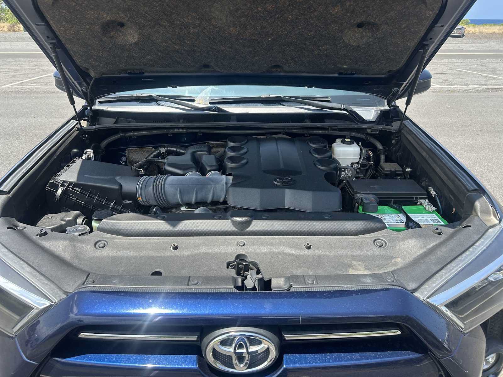 Used 2023 Toyota 4Runner SR5 AWD/4WD image 17