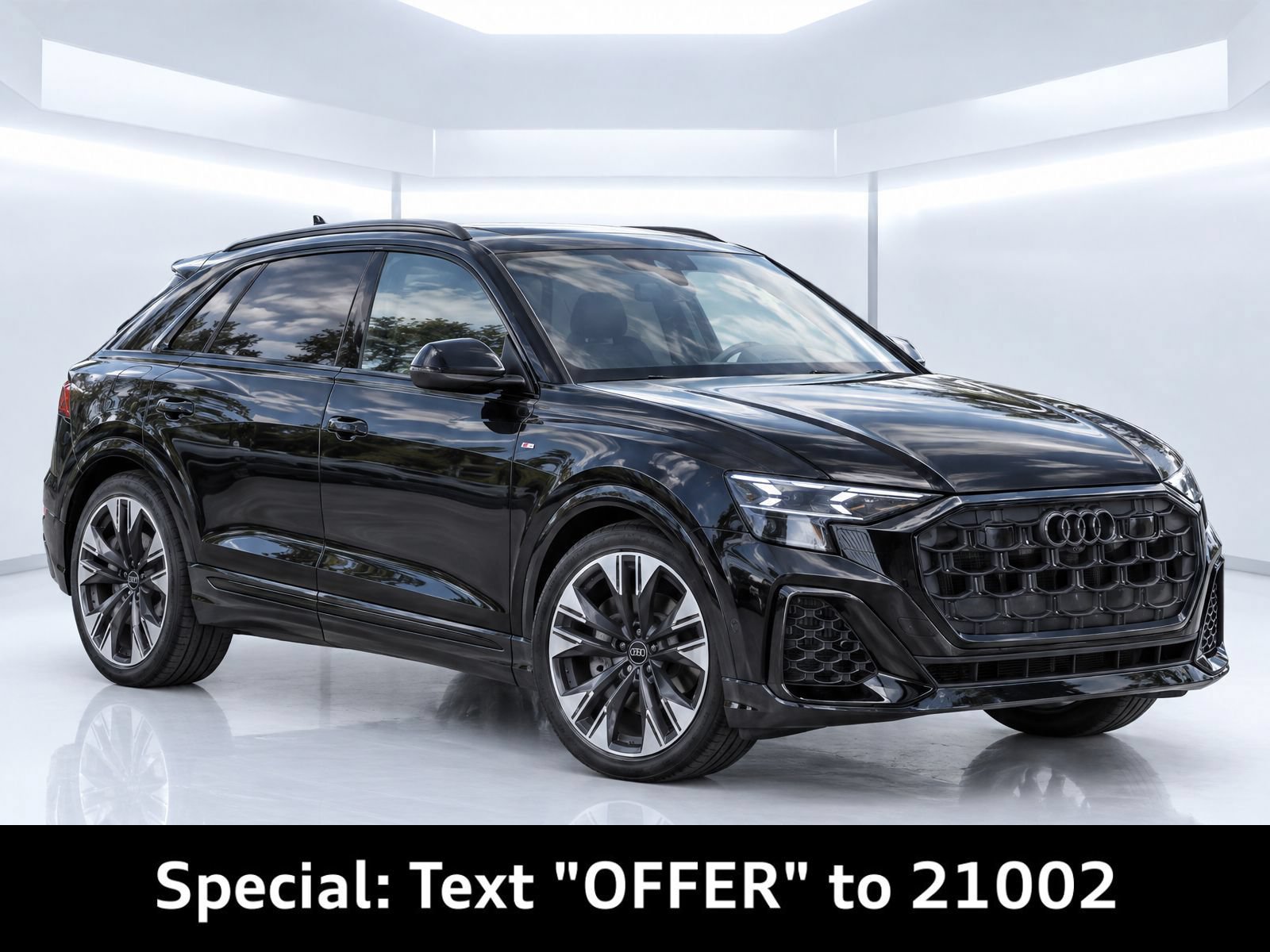 Certified 2025 Audi Q8 Prestige AWD/4WD image 2