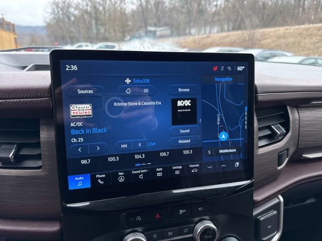 Used 2024 Ford Expedition Limited image 27