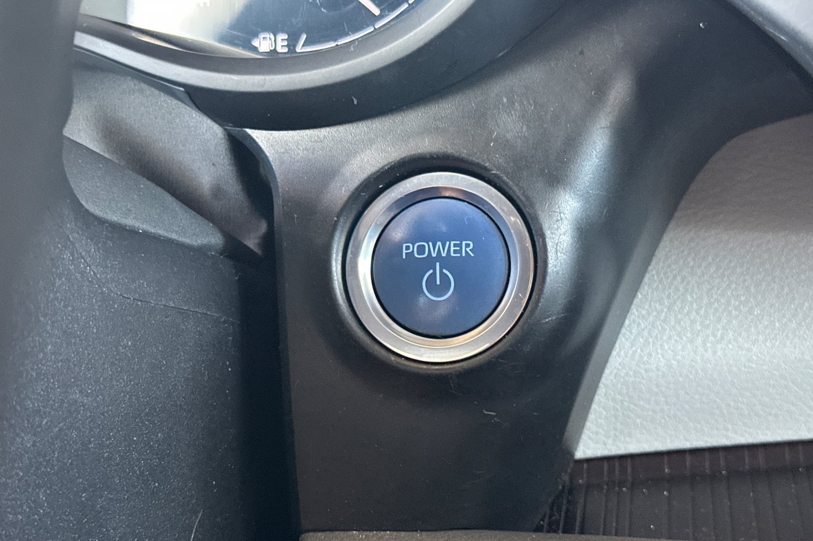 Certified 2024 Toyota Sienna LE AWD/4WD image 26