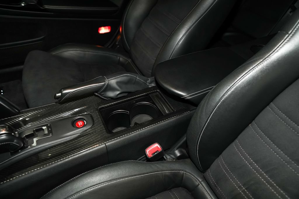 Used 2016 Nissan GT-R Premium AWD/4WD image 51