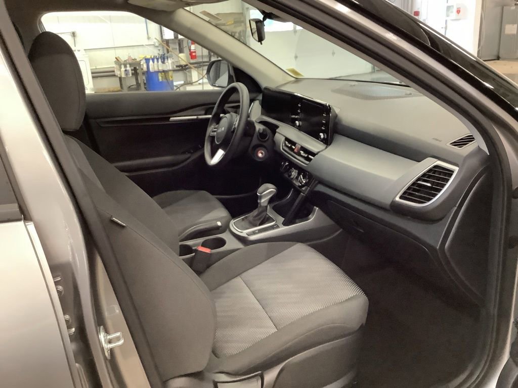 Certified 2025 Kia Seltos LX AWD/4WD image 14