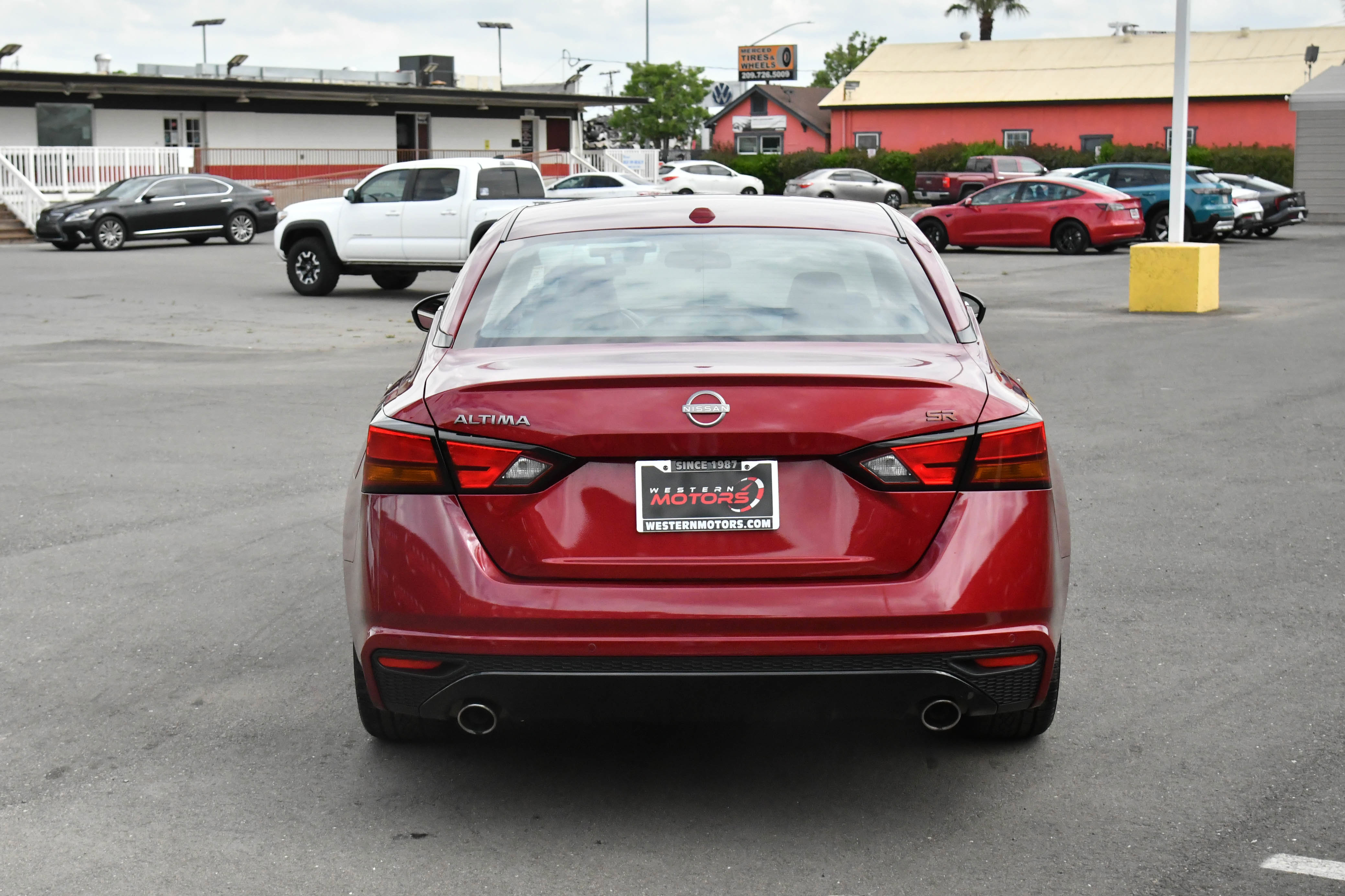 Used 2023 Nissan Altima 2.5 SR image 7