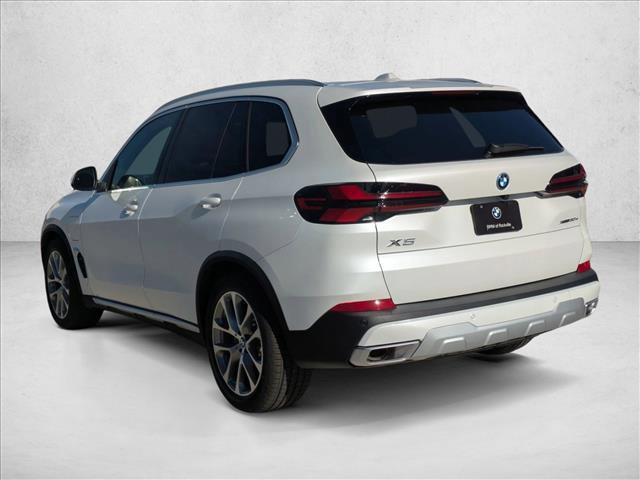 Used 2026 BMW X5 xDrive50e w/ Climate Comfort Package image 9