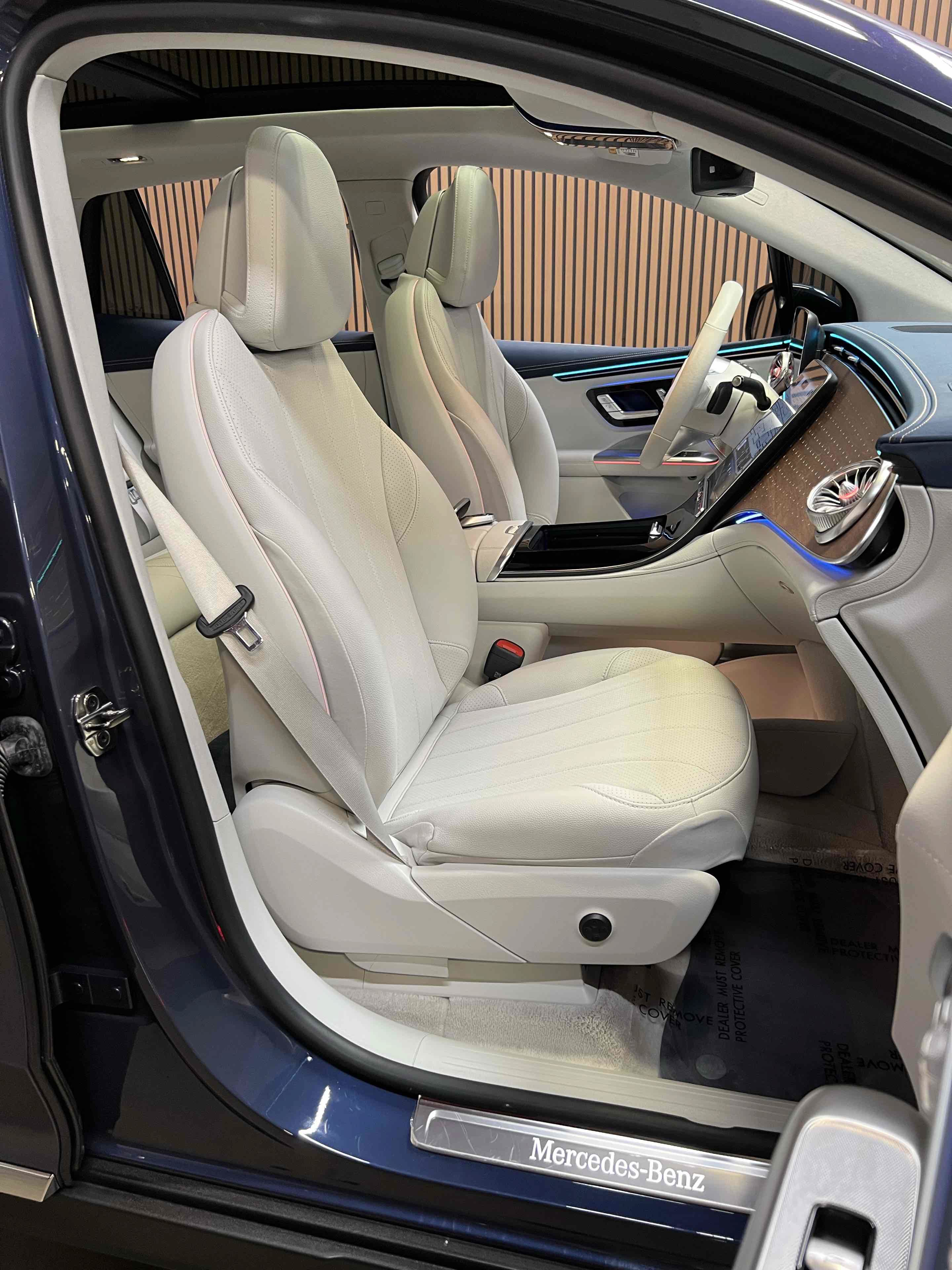 Used 2023 Mercedes-Benz EQE 350+ SUV w/ AMG Line Exterior Package image 39