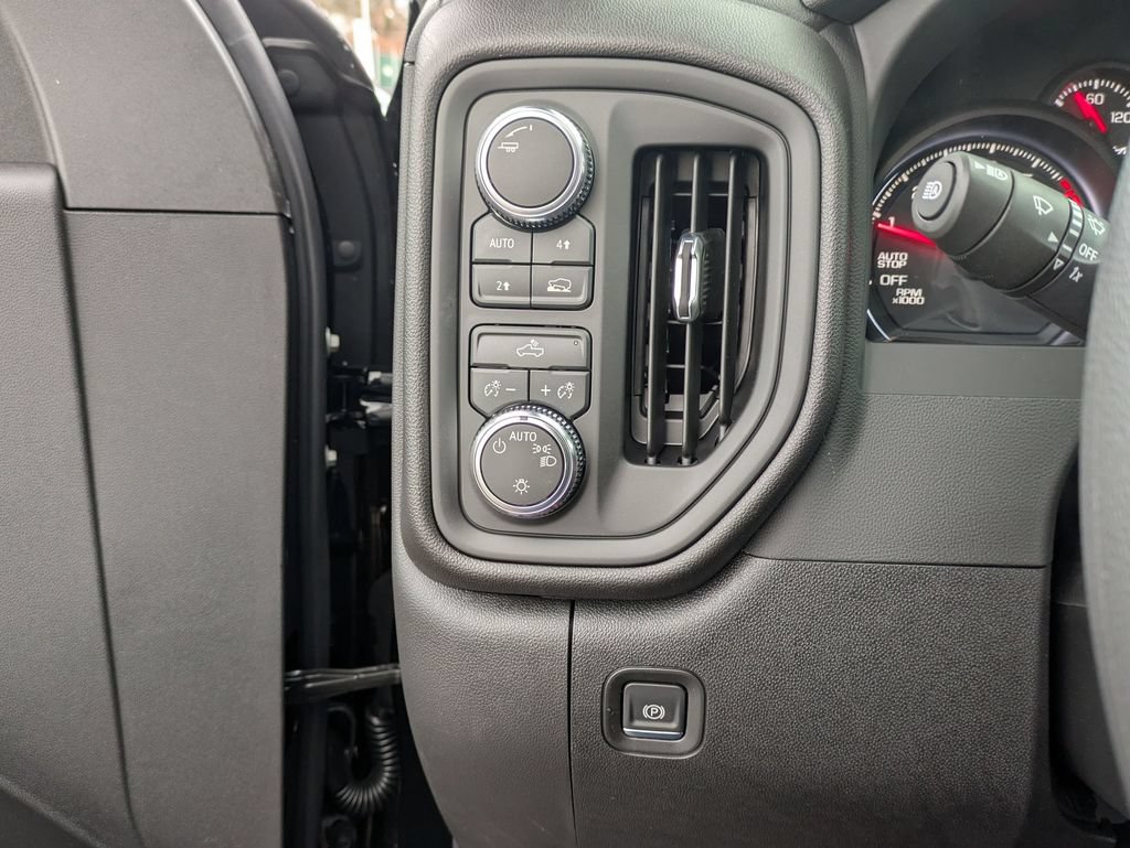 New 2026 GMC Sierra 1500 Pro w/ Graphite Edition AWD/4WD image 19