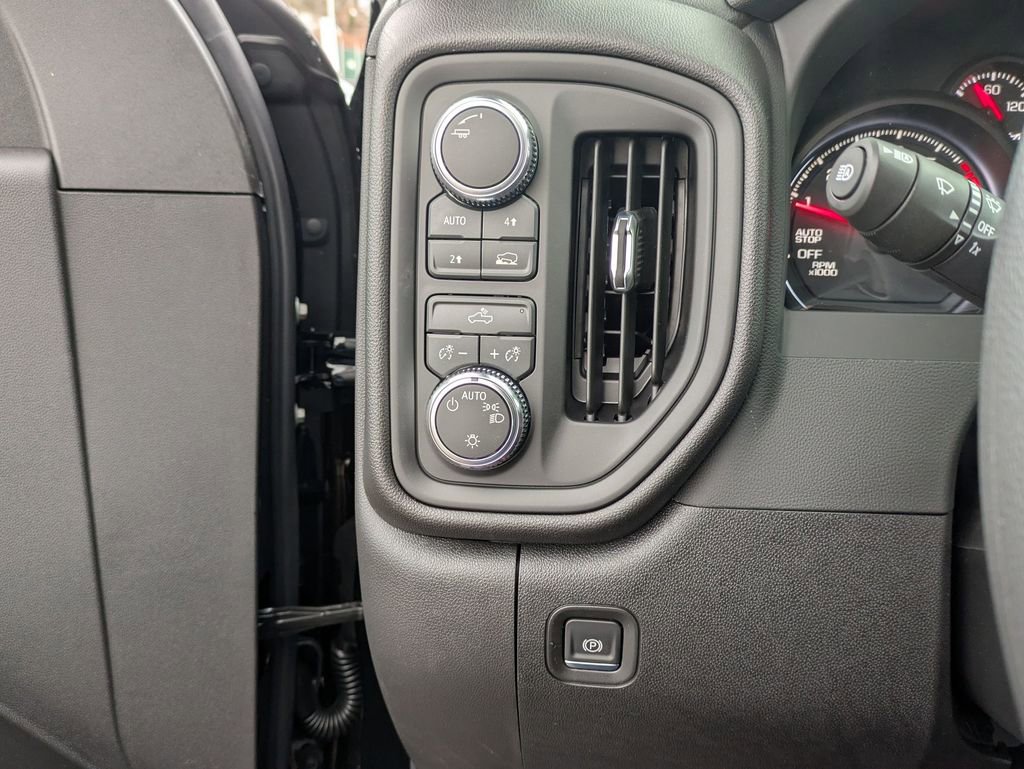 New 2026 GMC Sierra 1500 Pro w/ Graphite Edition AWD/4WD image 19