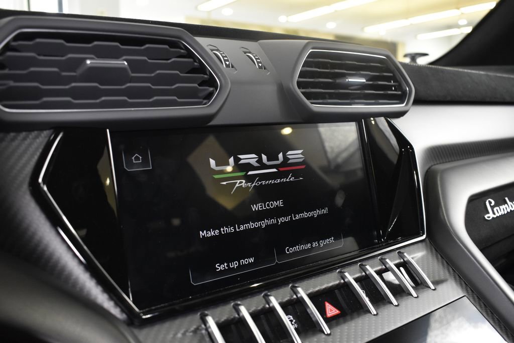 Used 2023 Lamborghini Urus Performante image 56