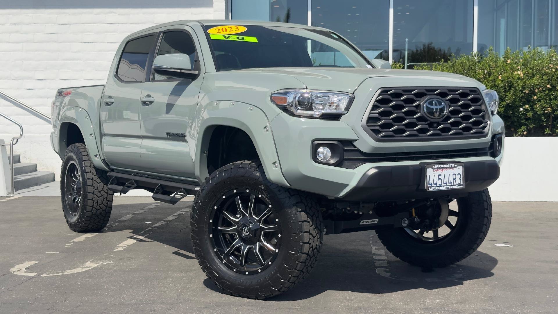 Used 2023 Toyota Tacoma TRD Off-Road w/ TRD Premium Off Road Package