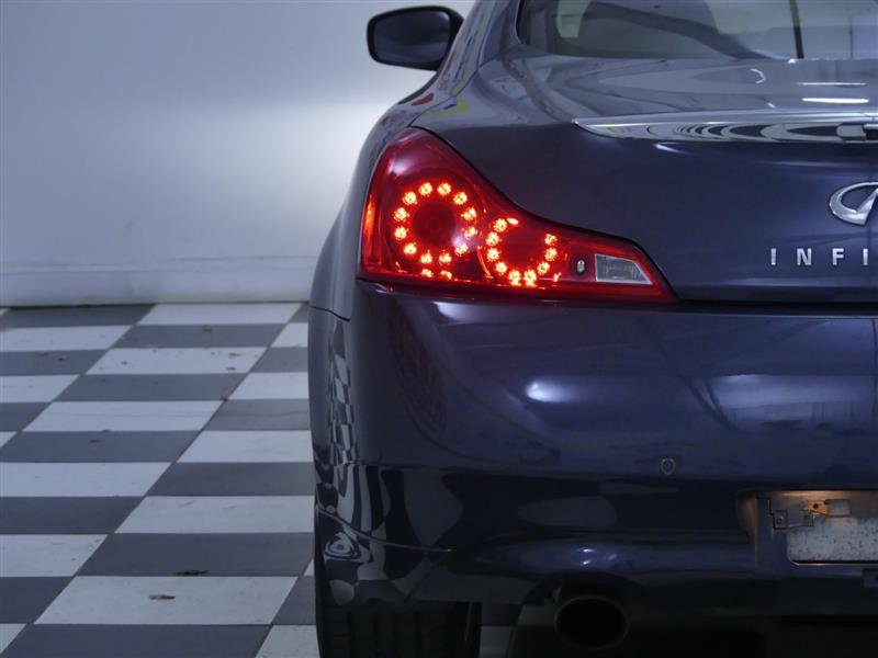 Used 2010 INFINITI G37 x w/ Premium Pkg image 19