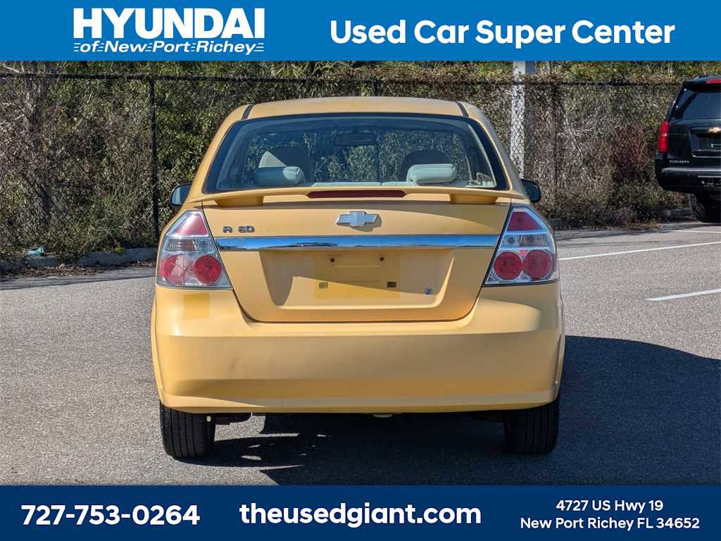 Used 2009 Chevrolet Aveo LT image 4