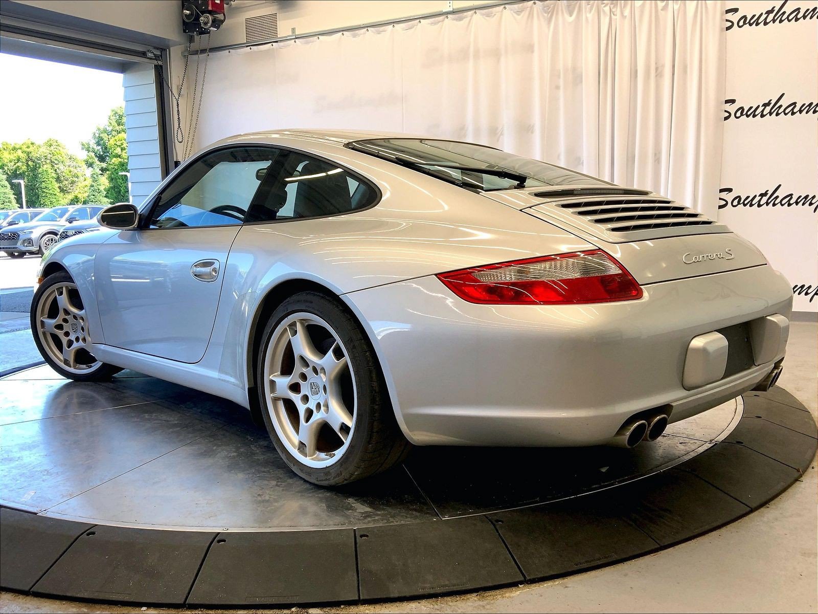 Used 2007 Porsche 911 Carrera S RWD image 3