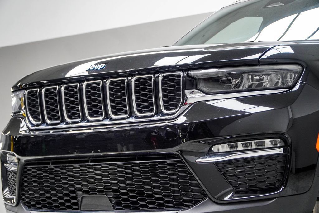 Used 2024 Jeep Grand Cherokee Limited 4xe AWD/4WD image 2