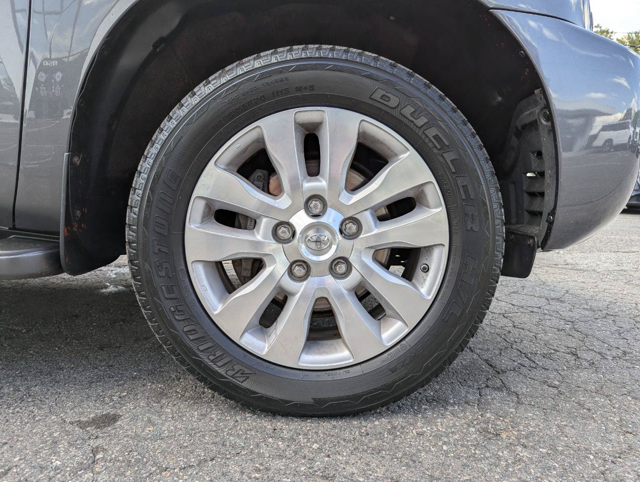 Used 2017 Toyota Sequoia Platinum AWD/4WD image 61