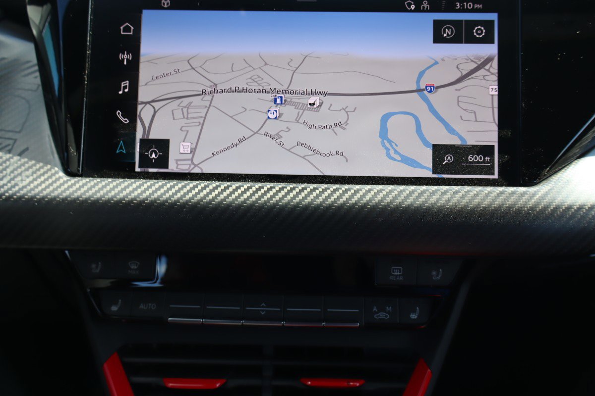 Used 2023 Audi RS e-tron GT image 13