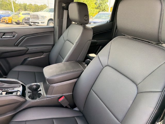 Used 2025 GMC Canyon Elevation w/ Convenience Package AWD/4WD image 19