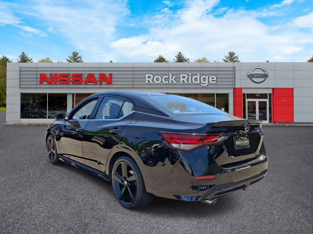 Certified 2023 Nissan Sentra SR w/ Midnight Edition Package FWD image 5