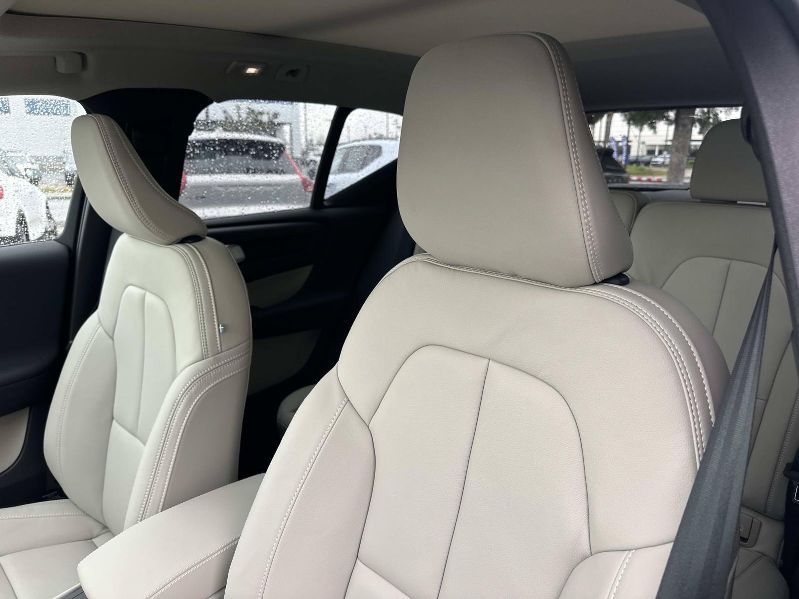 New 2026 Volvo XC40 B5 Plus w/ Protection Package Premier AWD/4WD image 15