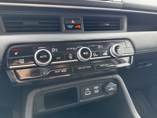 Certified 2023 Honda Pilot Touring image 24