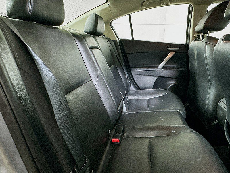 Used 2012 MAZDA MAZDA3 i Grand Touring image 27