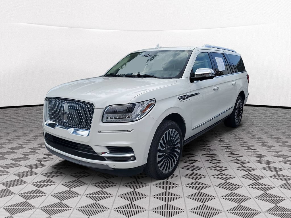 Used 2021 Lincoln Navigator L Black Label AWD/4WD image 3