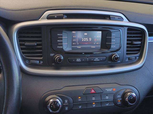 Used 2016 Kia Sorento FWD image 14