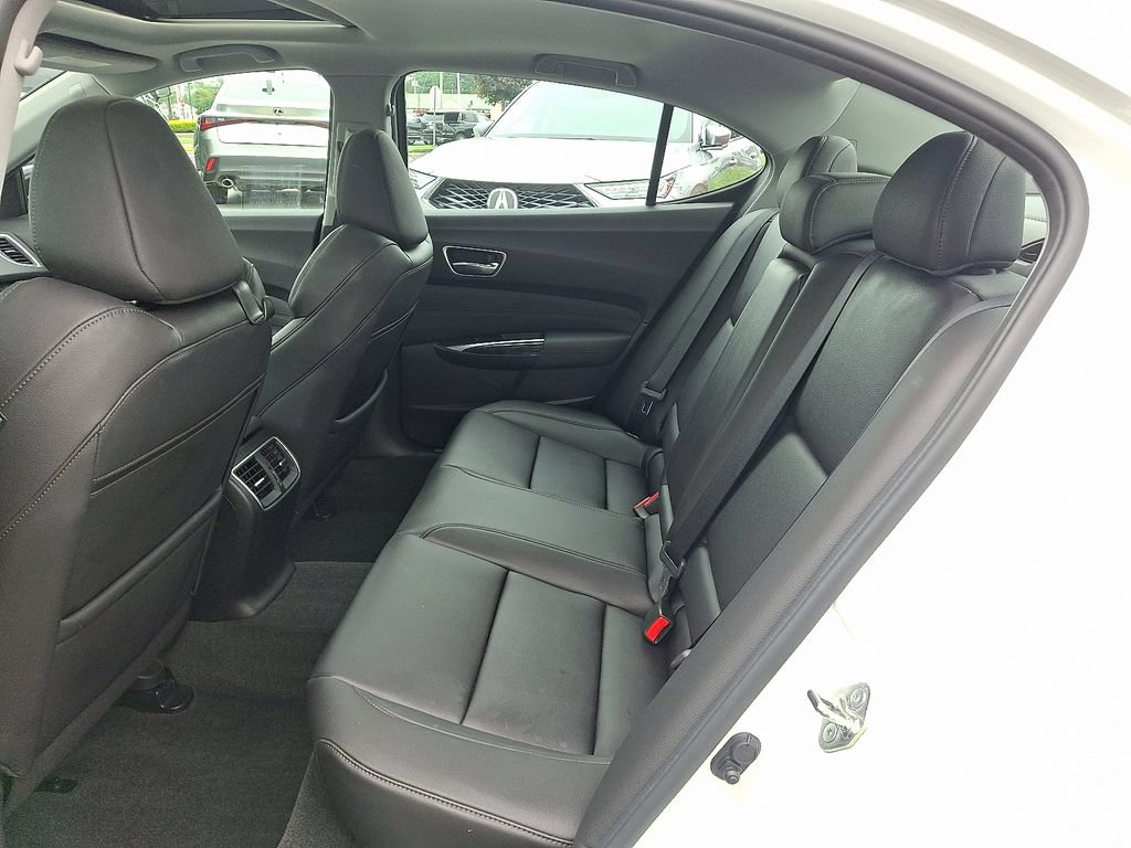 Certified 2018 Acura TLX FWD image 10