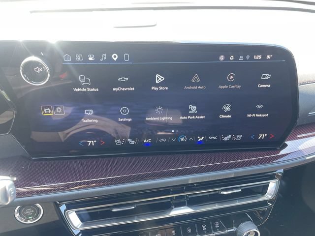 New 2027 Chevrolet Traverse RS AWD/4WD image 16