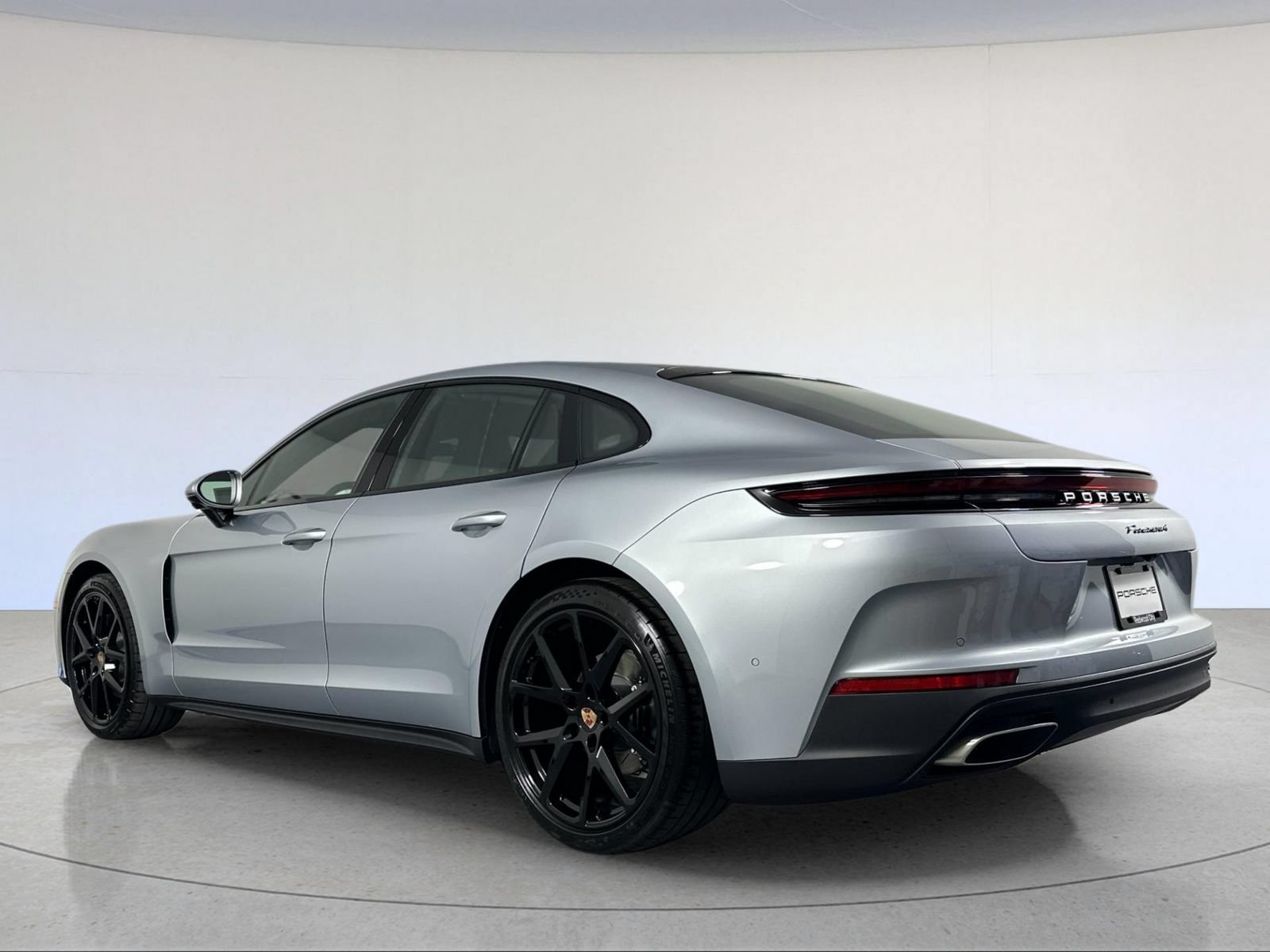 New 2026 Porsche Panamera 4 AWD/4WD image 3