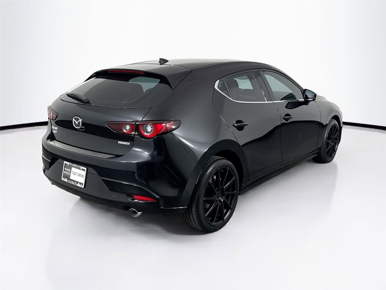 Used 2022 MAZDA MAZDA3 s FWD video 2