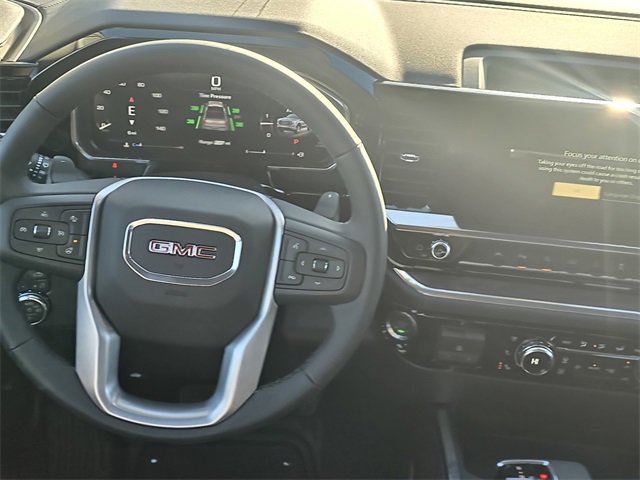 New 2026 GMC Sierra 1500 SLT image 13