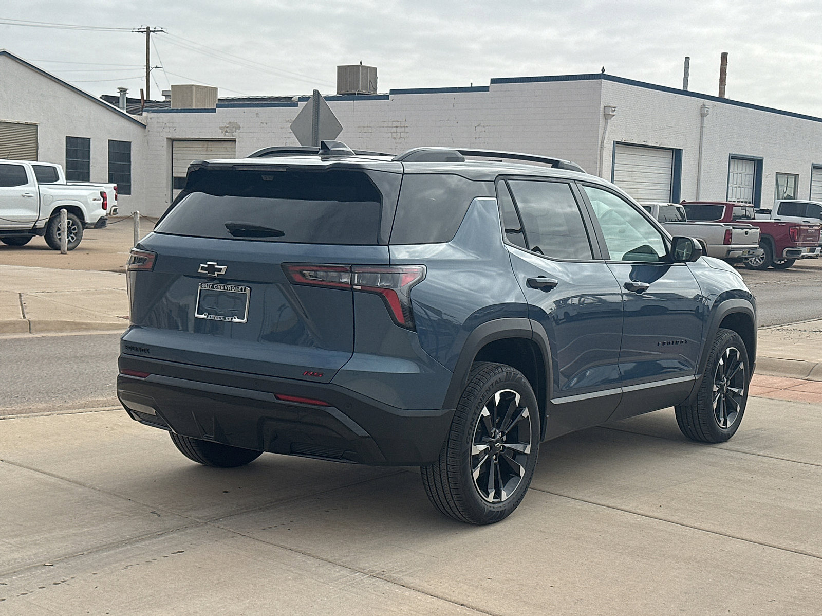 New 2026 Chevrolet Equinox RS w/ Safety and Technology Package FWD image 4
