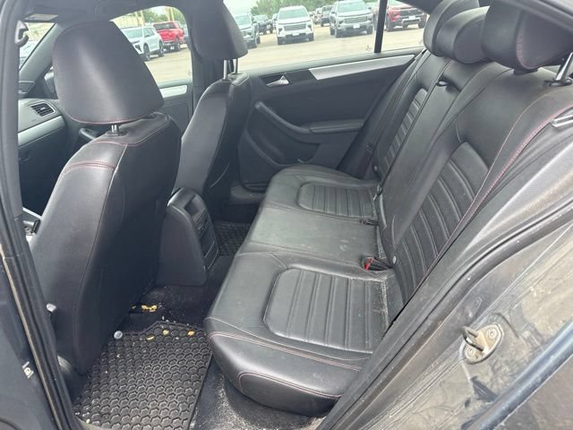 Used 2013 Volkswagen Jetta GLI FWD image 23