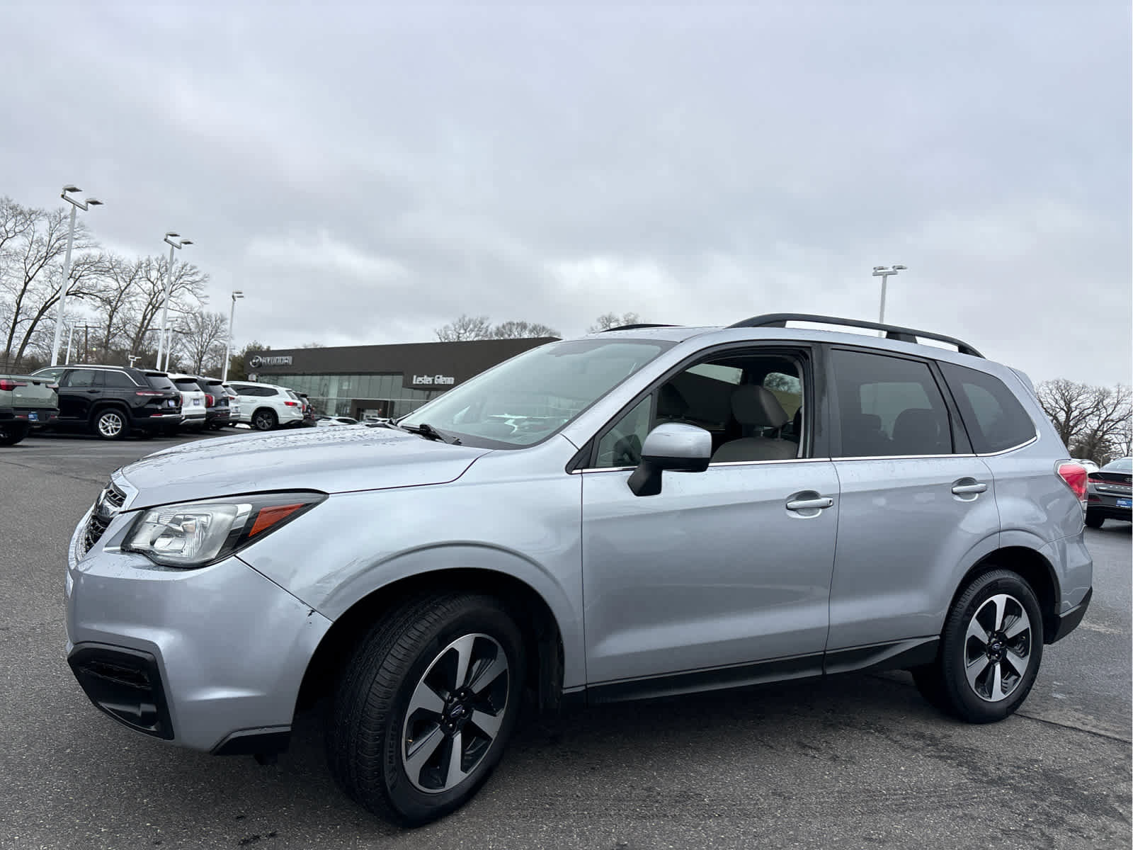 Used 2018 Subaru Forester 2.5i Limited w/ Popular Package #3B image 6
